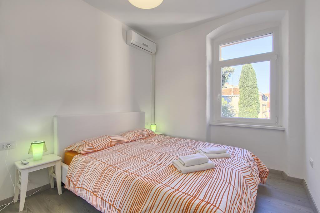 Apartment Spagnolo City Pula Kamer foto