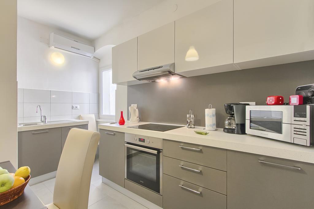 Apartment Spagnolo City Pula Kamer foto