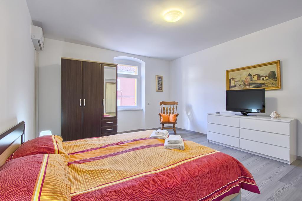 Apartment Spagnolo City Pula Kamer foto